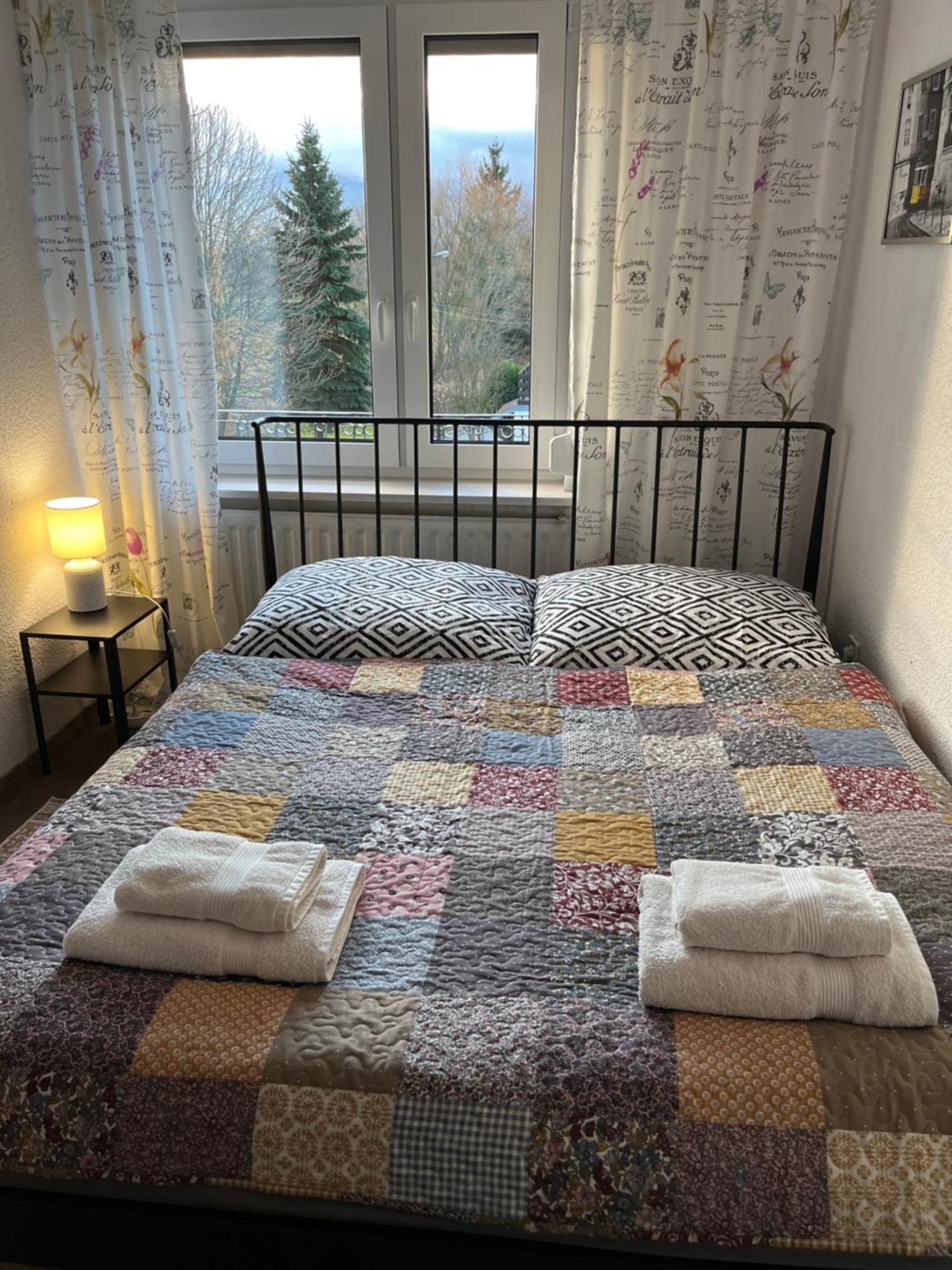 Sweet Home Cieplice Mountain View Apartament By The Main Park And Thermal Pools 옐레니아구라 외부 사진